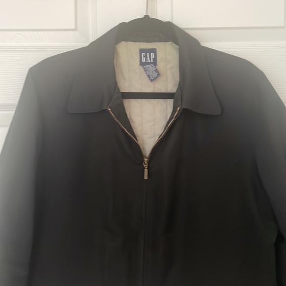 Gap black jacket; lightweight, layers well. Hip length/slightly longer in back. - Picture 8 of 8